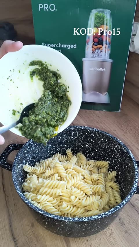 Daria Zych · NutriBullet
