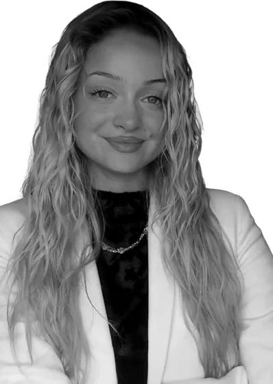 Sandra Wrona, Account Manager